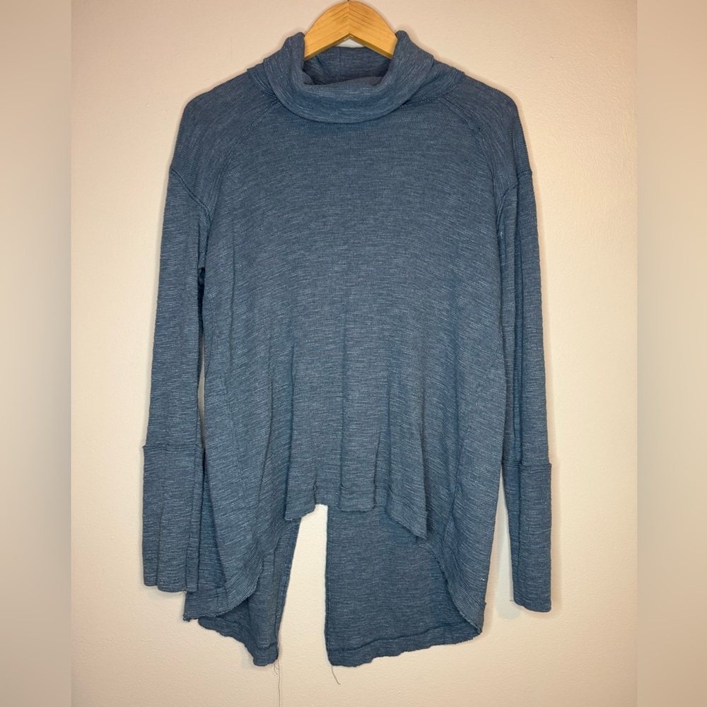 Free People‎ We The Free Blue Cowl Neck Tunic Top Size Medium